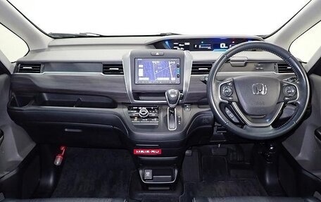 Honda Freed II, 2018 год, 1 020 000 рублей, 6 фотография