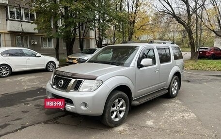 Nissan Pathfinder, 2013 год, 1 650 000 рублей, 2 фотография