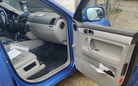 Volkswagen Touareg III, 2005 год, 800 000 рублей, 3 фотография