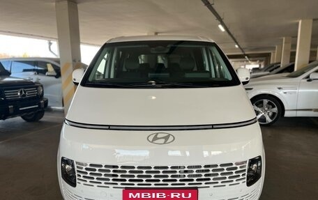 Hyundai Staria, 2025 год, 6 185 000 рублей, 2 фотография