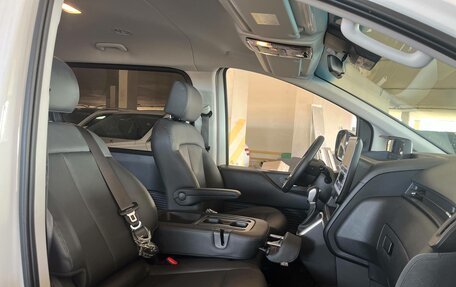 Hyundai Staria, 2025 год, 6 185 000 рублей, 10 фотография