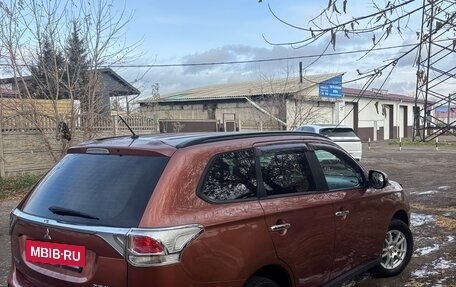 Mitsubishi Outlander III рестайлинг 3, 2012 год, 1 500 000 рублей, 4 фотография