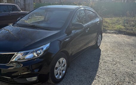 KIA Rio III рестайлинг, 2017 год, 810 000 рублей, 4 фотография