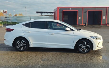 Hyundai Elantra VI, 2017 год, 1 510 000 рублей, 5 фотография