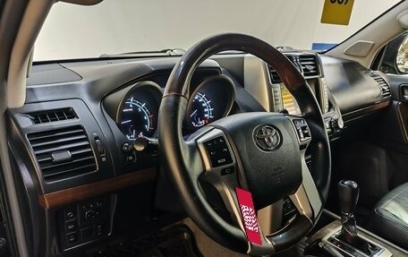 Toyota Land Cruiser Prado 150 рестайлинг, 2009 год, 2 190 000 рублей, 12 фотография
