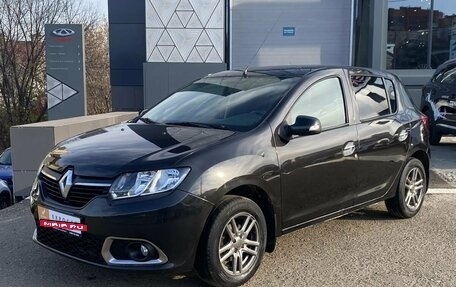 Renault Sandero II рестайлинг, 2014 год, 620 000 рублей, 2 фотография