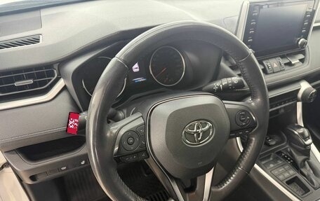 Toyota RAV4, 2021 год, 3 777 000 рублей, 15 фотография
