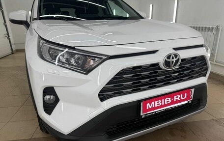Toyota RAV4, 2021 год, 3 777 000 рублей, 11 фотография