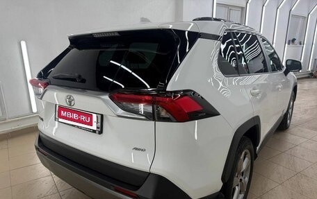 Toyota RAV4, 2021 год, 3 777 000 рублей, 7 фотография