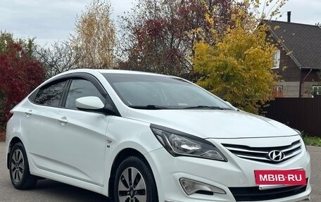 Hyundai Solaris II рестайлинг, 2014 год, 890 000 рублей, 3 фотография