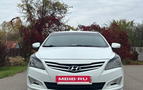 Hyundai Solaris II рестайлинг, 2014 год, 890 000 рублей, 2 фотография