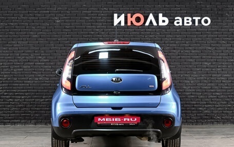 KIA Soul II рестайлинг, 2018 год, 1 600 000 рублей, 5 фотография