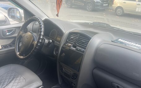 Hyundai Santa Fe III рестайлинг, 2004 год, 350 000 рублей, 3 фотография