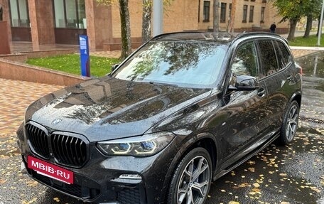 BMW X5, 2021 год, 8 190 000 рублей, 2 фотография