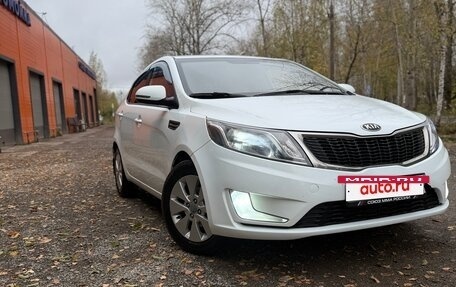 KIA Rio III рестайлинг, 2013 год, 650 000 рублей, 8 фотография