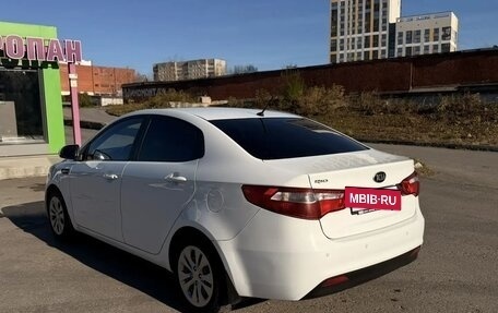 KIA Rio III рестайлинг, 2013 год, 860 000 рублей, 5 фотография