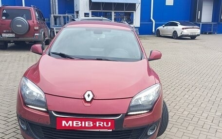 Renault Megane III рестайлинг, 2013 год, 770 000 рублей, 2 фотография
