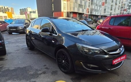 Opel Astra J, 2014 год, 850 000 рублей, 2 фотография