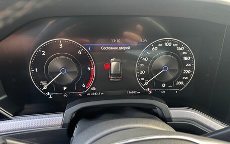 Volkswagen Touareg III, 2018 год, 4 950 000 рублей, 9 фотография
