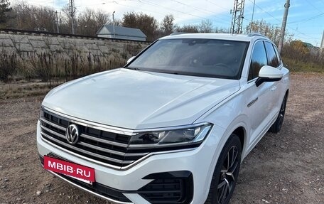 Volkswagen Touareg III, 2018 год, 4 950 000 рублей, 2 фотография