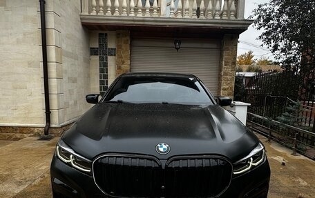 BMW 7 серия, 2021 год, 6 000 000 рублей, 2 фотография