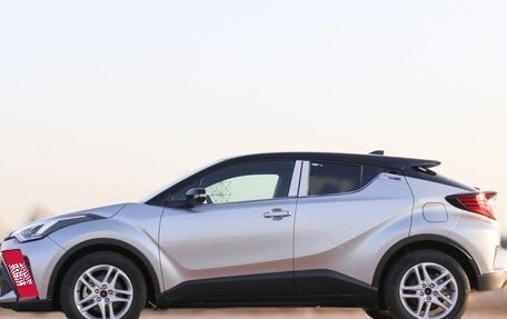 Toyota C-HR I рестайлинг, 2023 год, 3 060 000 рублей, 3 фотография