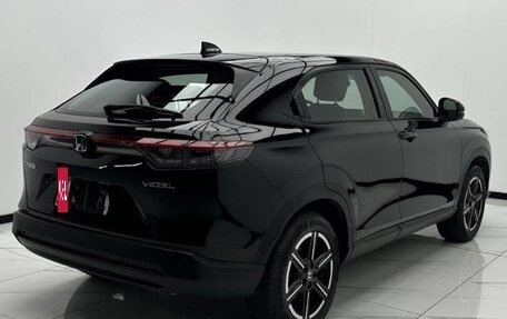 Honda Vezel, 2023 год, 2 400 000 рублей, 3 фотография