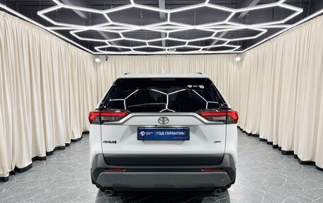 Toyota RAV4, 2019 год, 3 249 900 рублей, 5 фотография