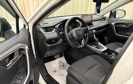 Toyota RAV4, 2019 год, 3 249 900 рублей, 10 фотография