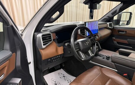 Toyota Tundra, 2022 год, 7 799 900 рублей, 10 фотография