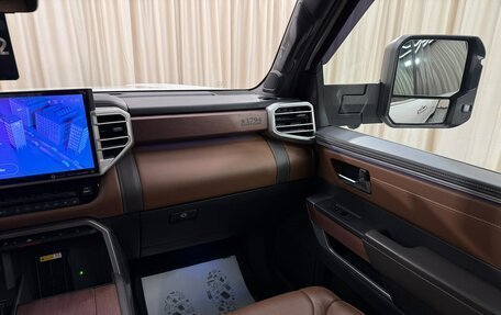 Toyota Tundra, 2022 год, 7 799 900 рублей, 15 фотография