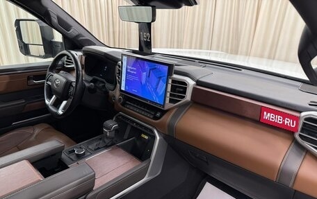 Toyota Tundra, 2022 год, 7 799 900 рублей, 13 фотография