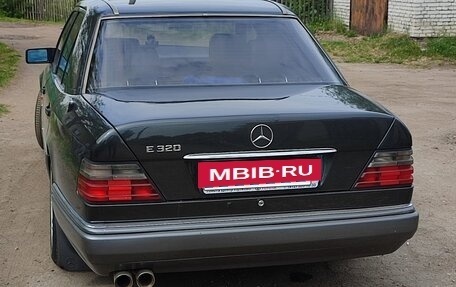 Mercedes-Benz E-Класс, 1994 год, 1 200 000 рублей, 2 фотография