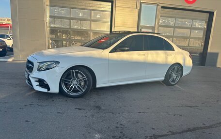 Mercedes-Benz E-Класс, 2016 год, 2 475 000 рублей, 2 фотография