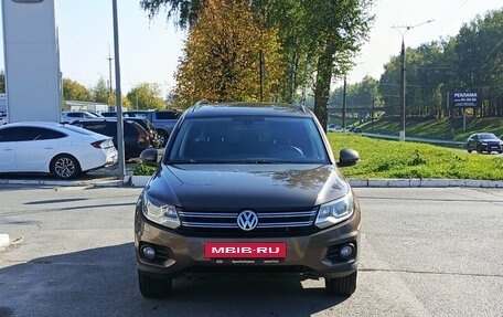 Volkswagen Tiguan I, 2014 год, 1 028 000 рублей, 2 фотография