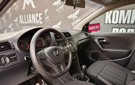 Volkswagen Polo VI (EU Market), 2016 год, 825 000 рублей, 9 фотография