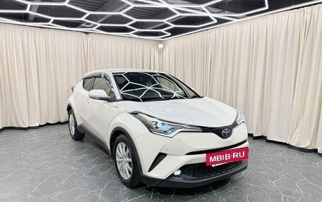 Toyota C-HR I рестайлинг, 2018 год, 1 899 000 рублей, 8 фотография