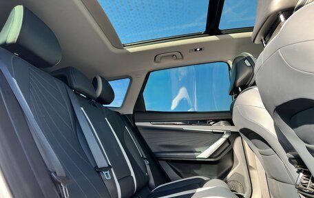 Geely Atlas, 2023 год, 2 270 000 рублей, 4 фотография
