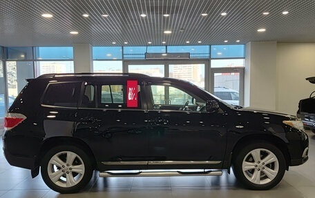 Toyota Highlander III, 2013 год, 2 260 000 рублей, 8 фотография