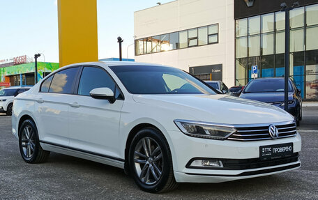 Volkswagen Passat B8 рестайлинг, 2016 год, 1 335 000 рублей, 3 фотография