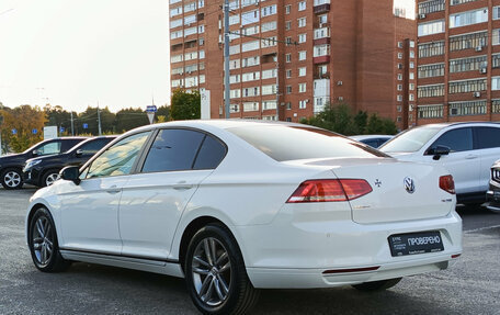 Volkswagen Passat B8 рестайлинг, 2016 год, 1 335 000 рублей, 7 фотография