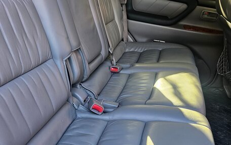 Toyota Land Cruiser 100 рестайлинг 2, 2007 год, 3 200 000 рублей, 4 фотография