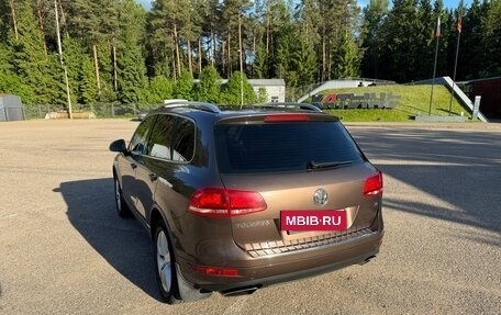 Volkswagen Touareg III, 2011 год, 2 650 000 рублей, 4 фотография