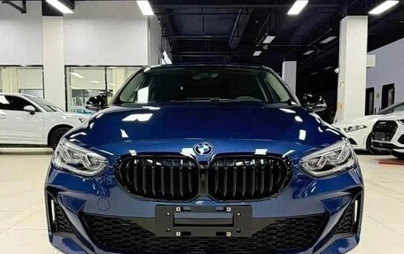BMW 1 серия, 2023 год, 1 865 000 рублей, 3 фотография