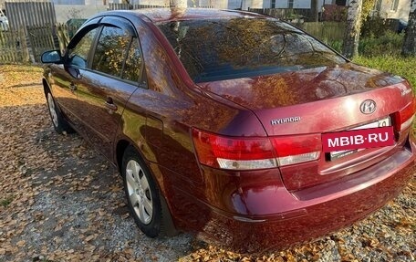 Hyundai Sonata VI, 2008 год, 530 000 рублей, 3 фотография