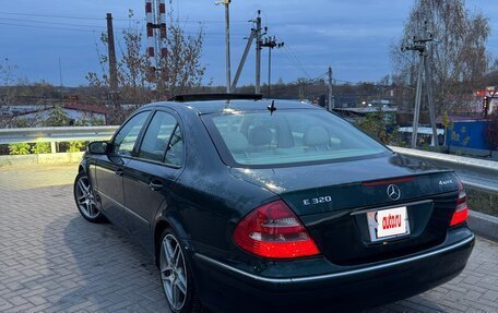 Mercedes-Benz E-Класс, 2005 год, 715 000 рублей, 3 фотография