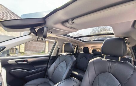 Toyota Highlander, 2025 год, 4 750 000 рублей, 9 фотография
