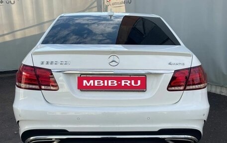 Mercedes-Benz E-Класс, 2013 год, 1 600 000 рублей, 7 фотография