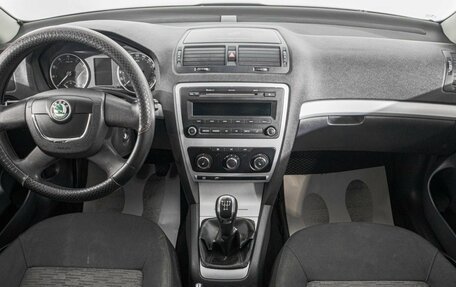 Skoda Octavia, 2011 год, 649 000 рублей, 10 фотография
