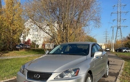 Lexus IS II рестайлинг 2, 2006 год, 1 050 000 рублей, 3 фотография